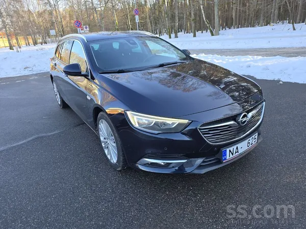 Opel Uzņēmums pārdod Opel Insignia Sports Tourer 2.0D 1