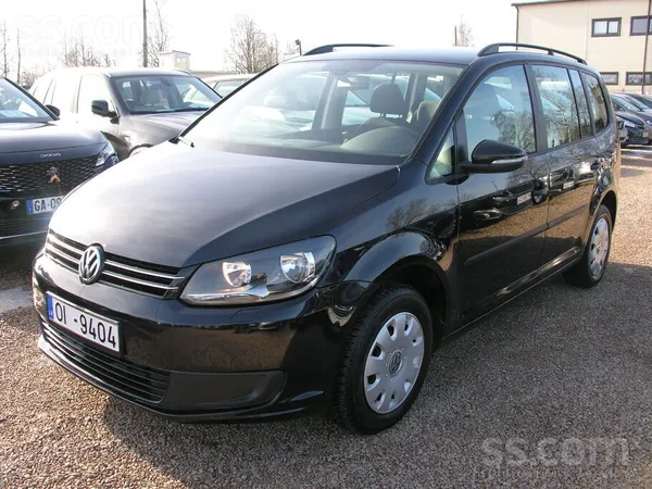Volkswagen 1.4i benzins 103kw. 6atrumi Automašīna tikko ieves