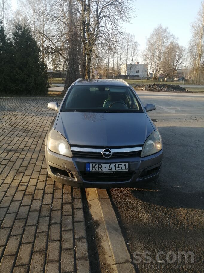 Машина в нормальном состоянии. Все работает. В прошлом году меняли грм.