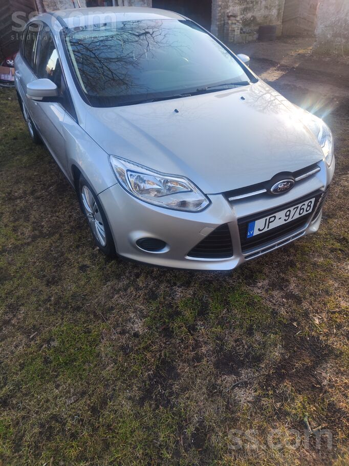 Pārdod Latvijā iegādātu un ekspuatētu auto. Viens saimnieks. Ir ziemas un va