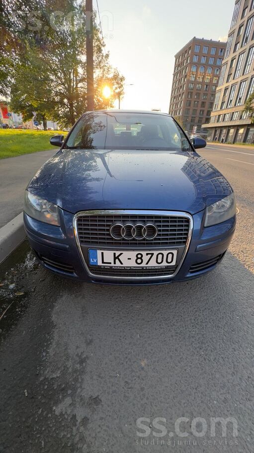 Audi Ir daži nelieli kosmētiskie defekti, pie 212 tūks.