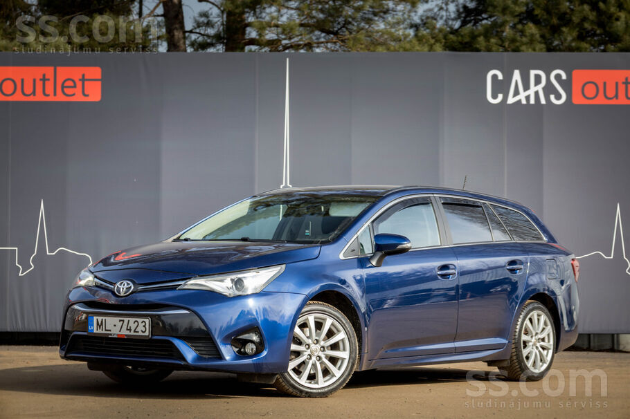 Toyota Avensis ar 1.6 litru dīzeļdzinēju un manuālo transmisiju. 82kw. 

-