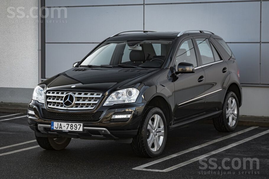 Mercedes-Benz Ml350 3.0 dīzelis, Automāts. 

Auto labā tehniskā un tiecāma v