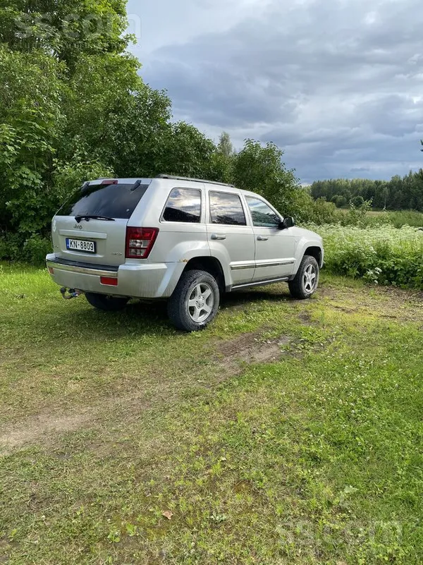 Tiek pārdots Jeep Grand Cherokee 3.0 Crd. 
Izcils bezceļu auto ar labu caur