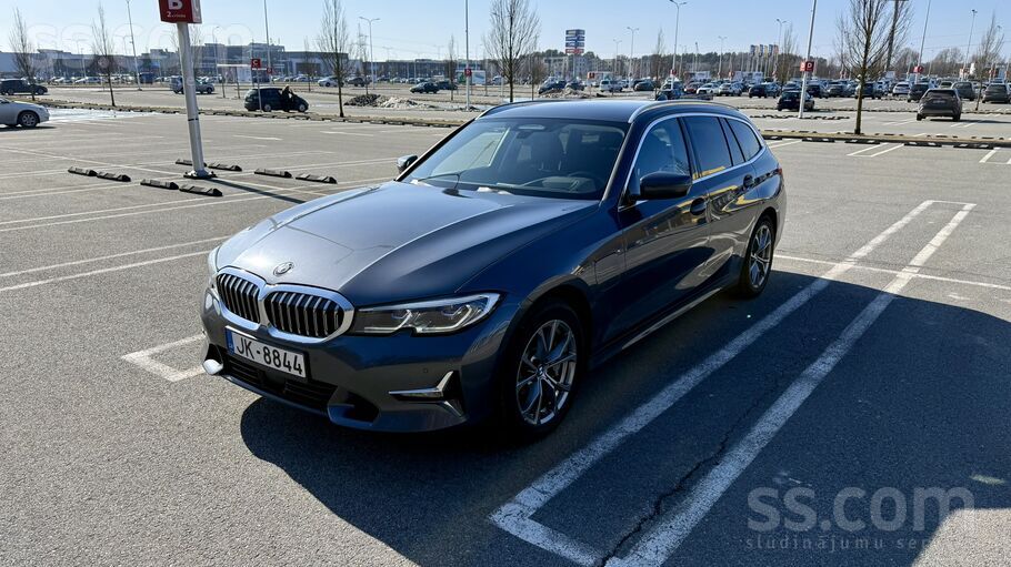 BMW Luxury Line BMW 330E Plug-in Hybrid no Vācijas