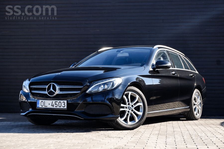 Mercedes C220 2017. gada, 2.2 dīzelis ar automātisko ātrumkārbu. 
Moderns u