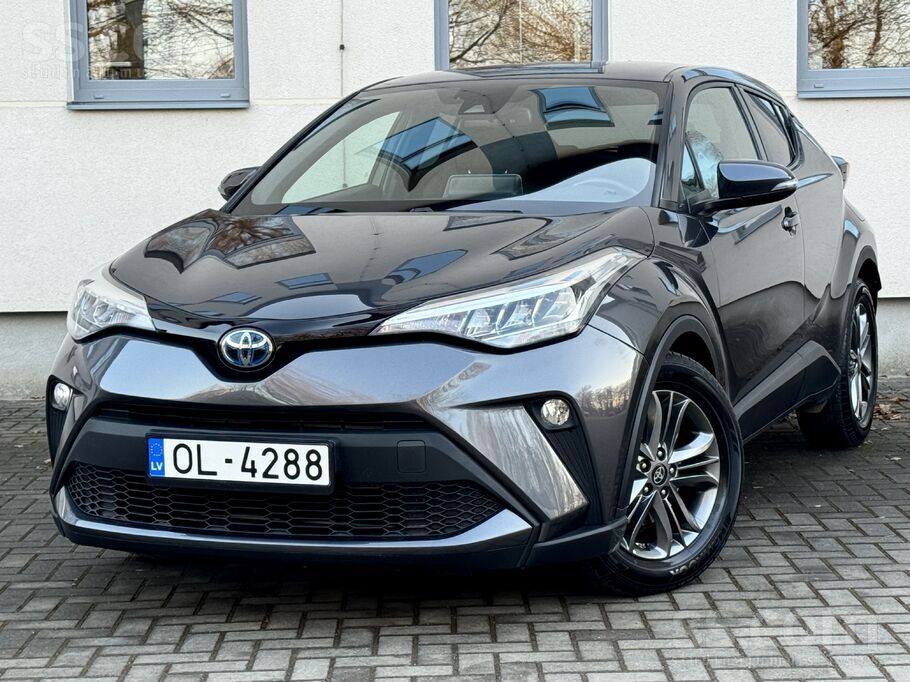 Toyota C-Hr 1.8 Hybrid 2022.07. Jauna auto stāvoklis.
Jauna Tehniska apska