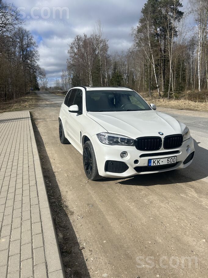 BMW Pārdod BMW x5 3, 5i, mašīna ir ļoti laba stāvokli 
