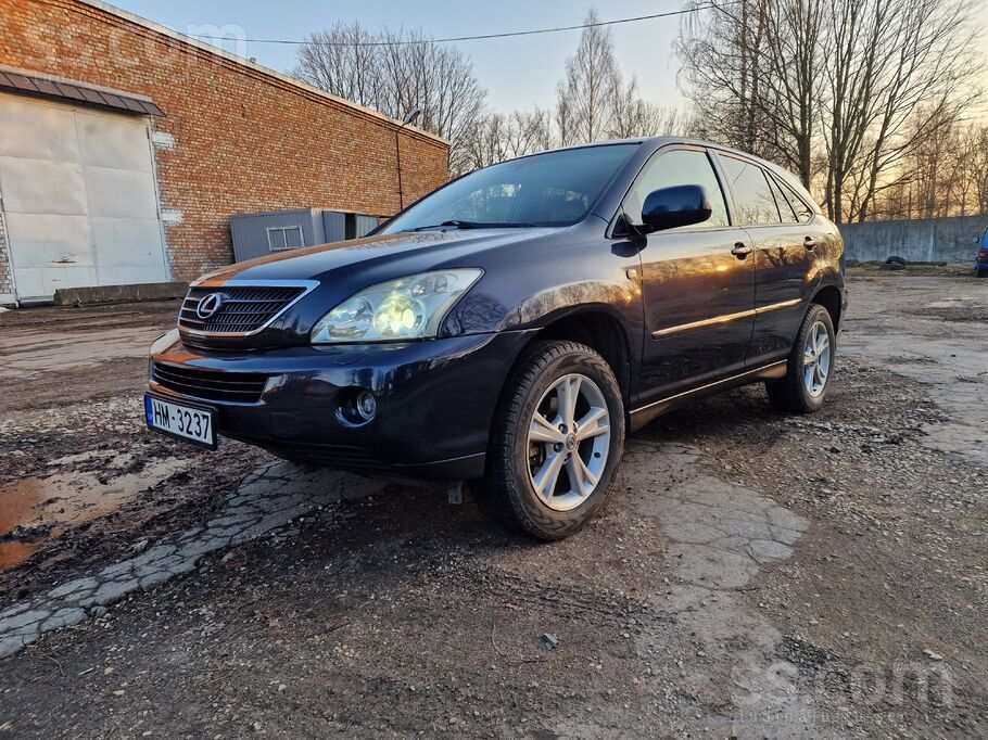 Lexus Бензин-газ-гибрит