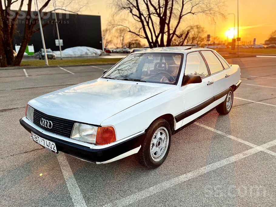 Pārdod vēsturisku, simpātisku Audi 100, ļoti labā tehniskā un vizuālā stāvok