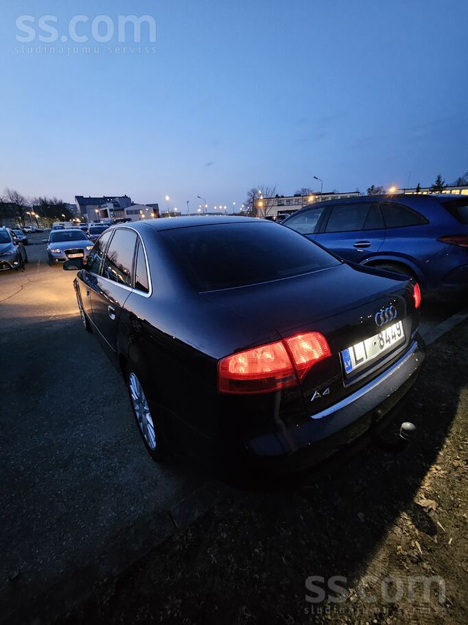 Audi Īpašnieks pārdot Audi A4 / 103 kW / T. A. līdz 07.
