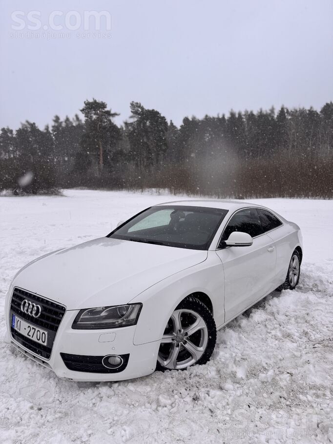 Audi Audi a5 2, 7 tdi ļoti labā stāvoklī labākais dzinē