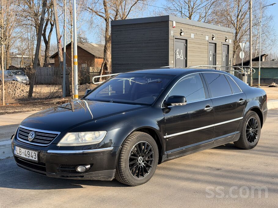 Phaeton 4x4 3.0 Dīzelis 165 kw 
Diezgan labi aprīkota versija
Motors strād