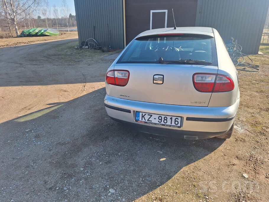 Pārdodu Seat leon, ir vizuāli defekti , motors darbojas labi, maz tiek lieto
