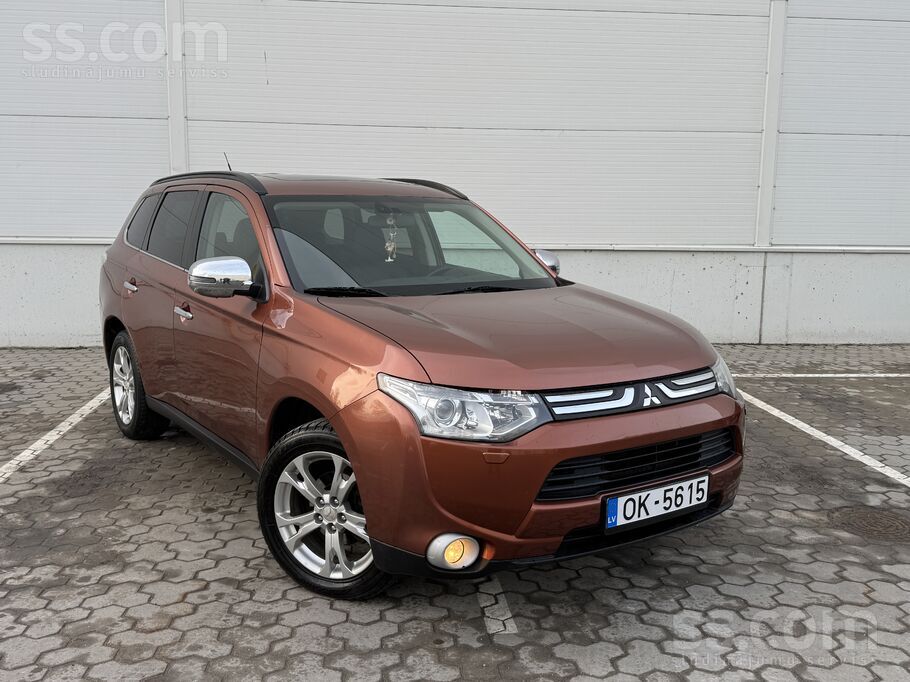 Pārdodu Mitsubishi Outlander, jaunais modelis, kurš aizgāja no 2012.g. Unikā