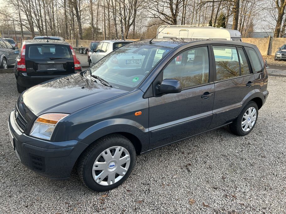 Ford Fusion 1, 4i , 59 Kw, 25.01.2011.G. ''style''
No Vācijas. 
Kondicioni