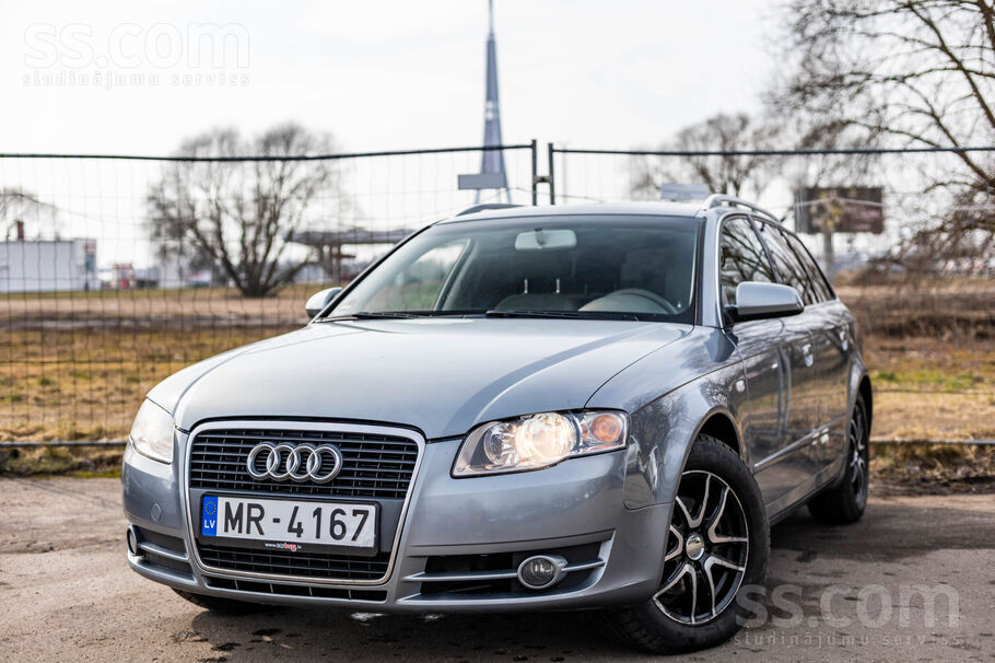 Audi Audi A4 ar 2.0Tdi dīzeļdzinēju un manuālo ātrumkār