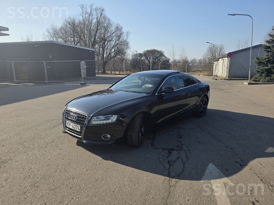 Audi Auto kopts un uzturēts kārtībā visa lietošanas lai
