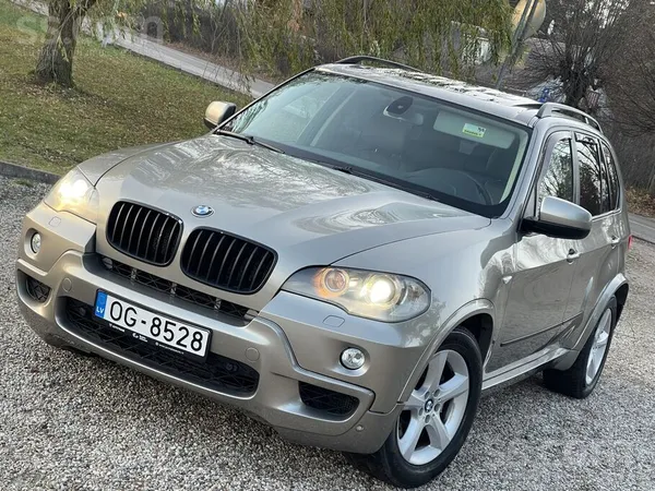 BMW BMW X5 3.0 dīzelis M-pack automāts. Tikko no Vācij