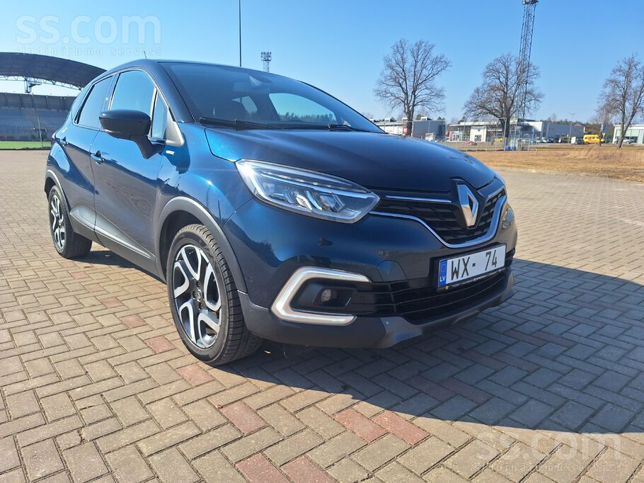 Renault Pārdod skaistu Renualt Captur Bose Edition automaš