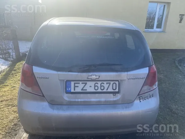 Chevrolet Labdien, pārdodas auto ar defektiem. Detālizēti in