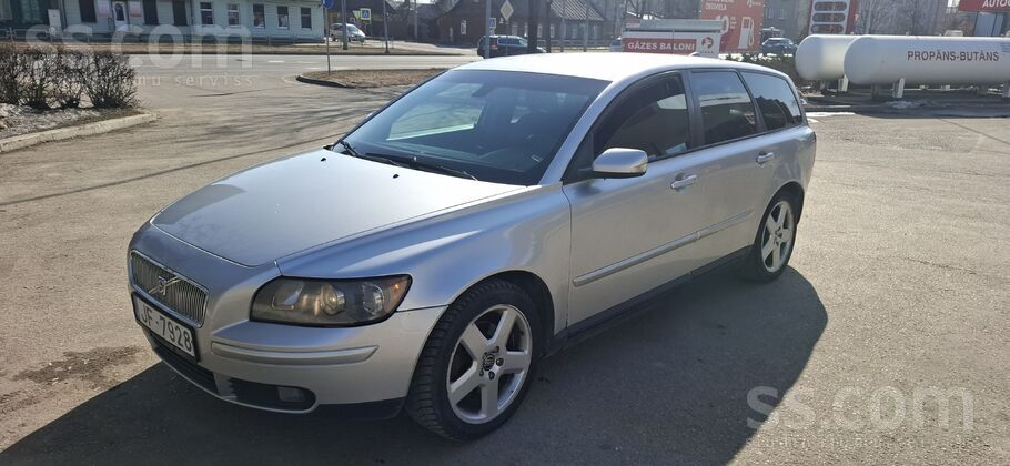 Volvo Volvo V50, labā tehniskā stāvoklī.