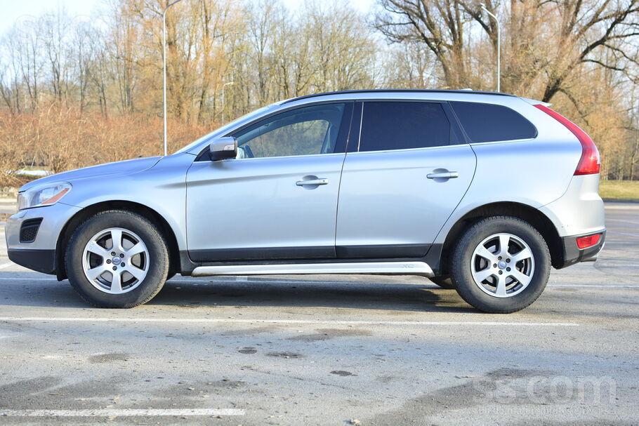 Volvo Pārdodu Volvo Xc60 2.4 D5 dīzeli 151kw/205zs 2011.