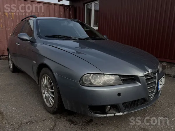Alfa Romeo 156 1.9Td, 

Bezmaksas pārrakstīsim automašīnu uz jūsu vārda.