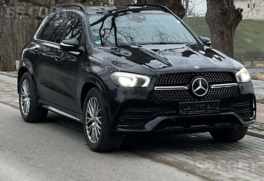 Mercedes Ļoti mazs nobraukums; faktisko nobraukumu var pārb