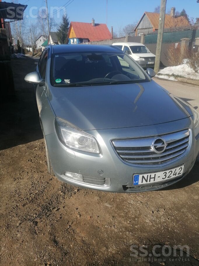 Opel Кузов в хорошем состоянии, дефект двигателя.
