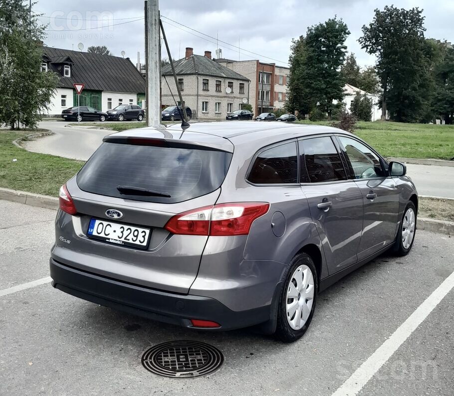 Ford Mašīna ir labā tehniskā stāvoklī, taču ir nianses,