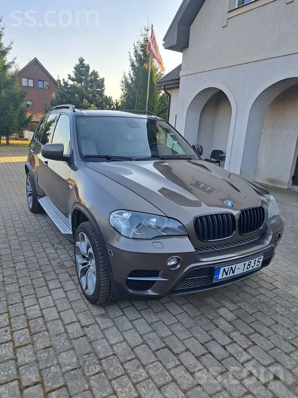 BMW Pārdodu mašīnu ļoti laba stāvoklī, mašīnai ir visa