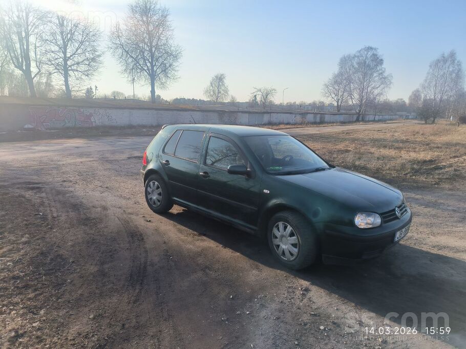 Volkswagen Pārdodu Golf 4 saistībā ar jaunas mašīnas iegādi. 