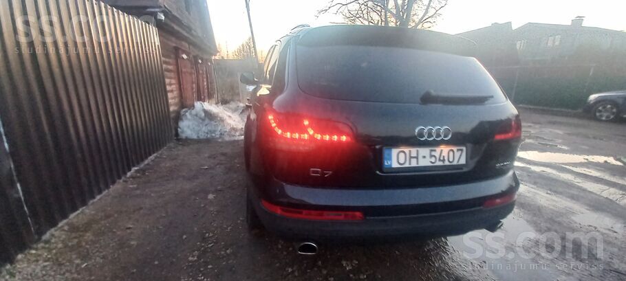Audi Продаю авто очень много вложено