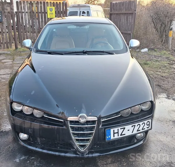 Alfa-romeo 159 sportwagon 88kw , купил как резервное авто 2 г