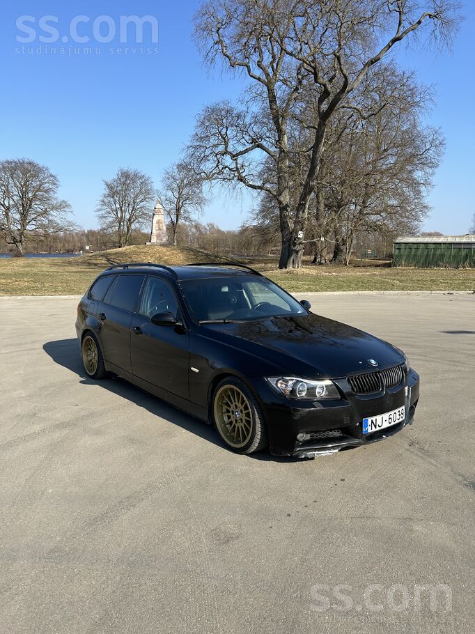 BMW Pārdodu BMW E91 318d, 2008. gads.