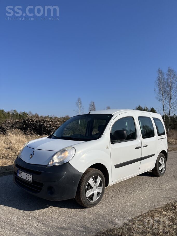 Renault Pārdod īpašnieks. Kangoo pasažieris. Pasažieru dur