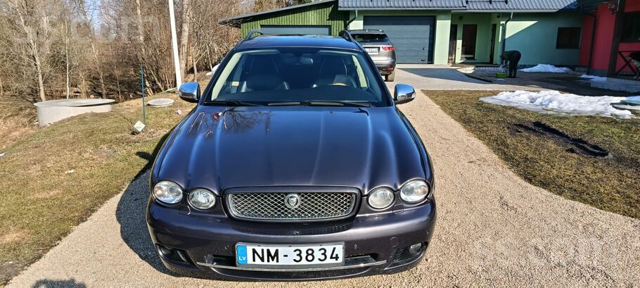 Jaguar Pārdod koptu X Type. Auto ļoti labā tehniskā stāvo