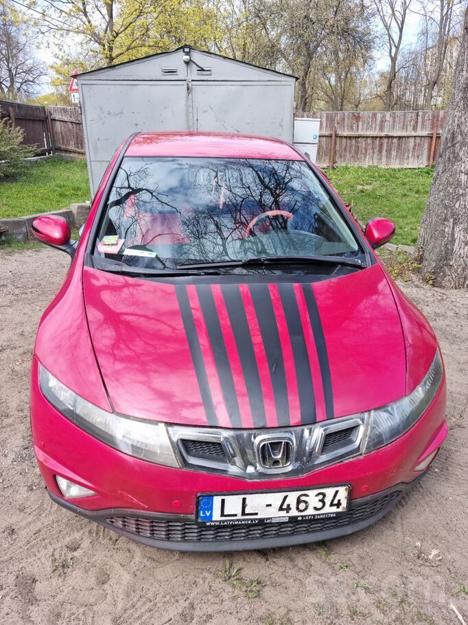 Neizgaju skati, jametina laba puse. Masina zvers. Mašina 2007.gada 2.2 turbo