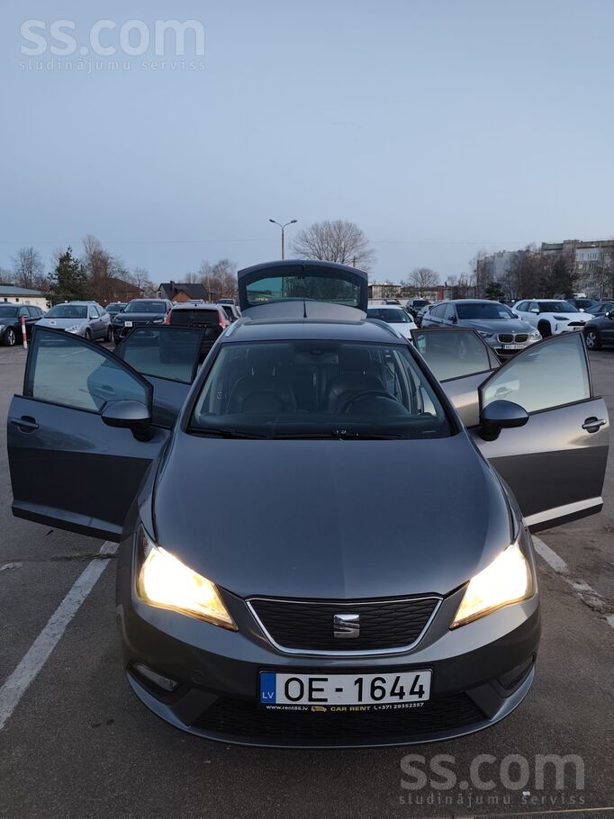Pārdod uzticamu Seat Ibiza ST hečbeku, 2012 g. Auto pārdod īpašniece. Ekonom