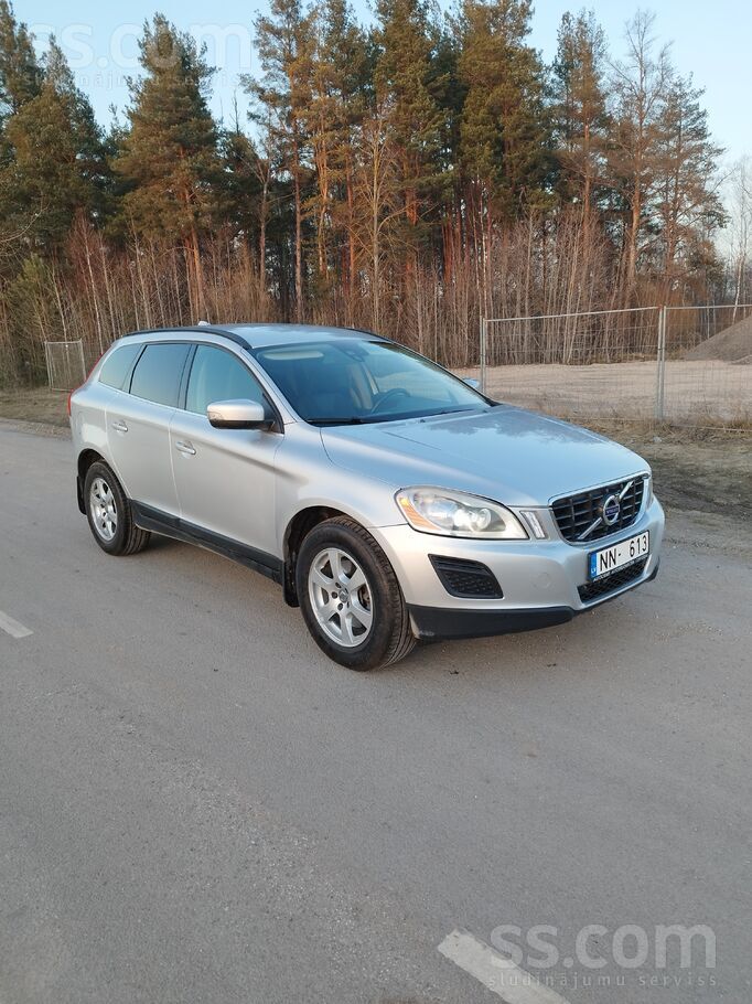 Volvo Недавно в Латвии Вольво хс60, 2011 год, 2.4 дизель