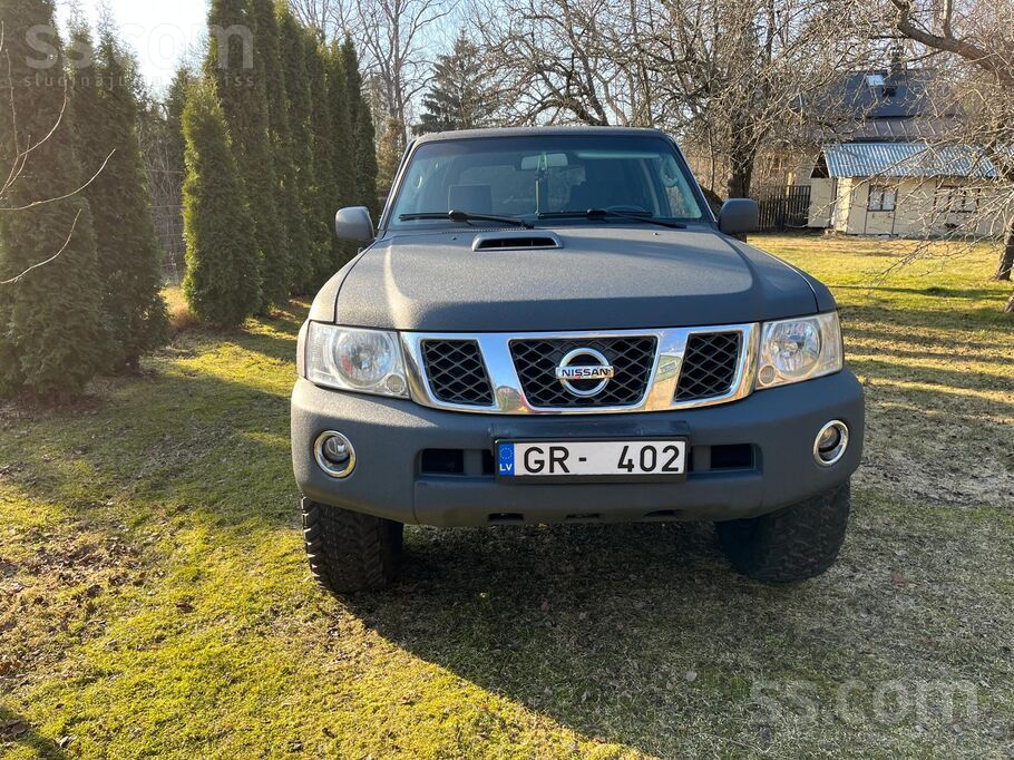 Pārdod Nissan Patrol 2005. gada, ar skati līdz 01.2027. Labā stāvoklī. Nesen