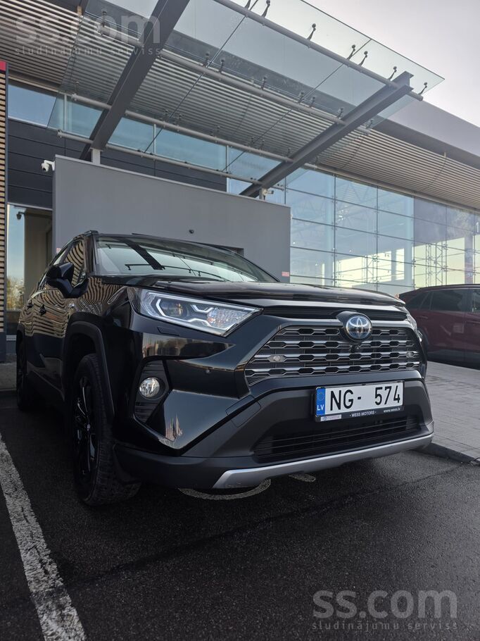 Toyota Toyota Rav4 Hybrid Executive – Panorāmas jumts – 1