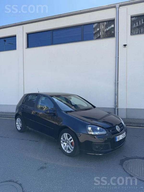 Volkswagen Pārdodu Volkswagen Golf V, 2007. gada izlaiduma, a