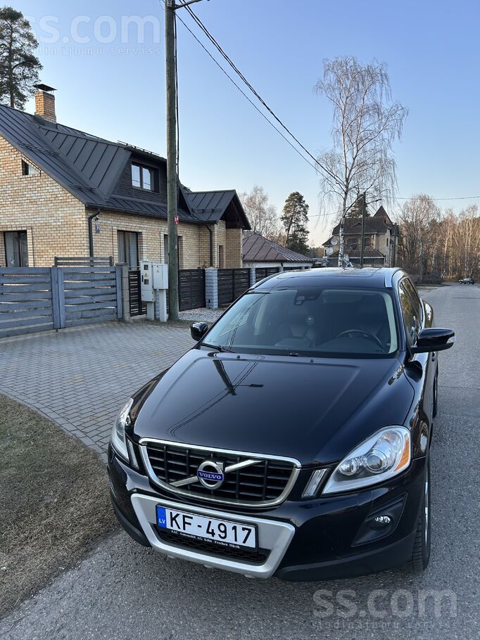 Pārdodu volvo xc60 labā stāvoklī.
Awd 120kw ar manuālo ātrumkārbu.
Motor