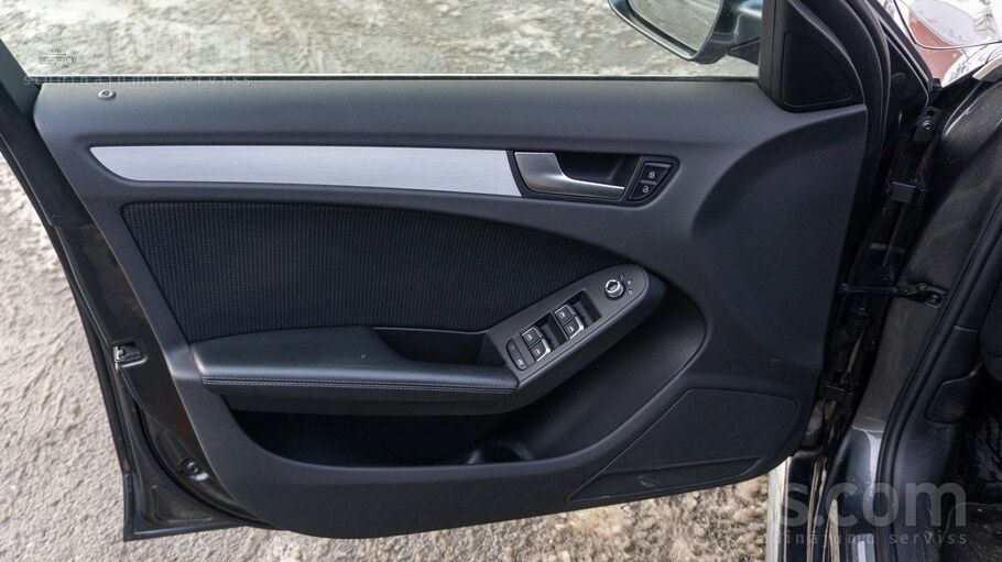 Audi A4 Avant 1.8l benzīns. 125kKw.
Tehniskā apskate derīga līdz 07.2026