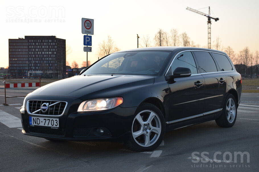 Volvo Volvo V70 2.0D 120kW – uzticams 5 cilindru dzinējs