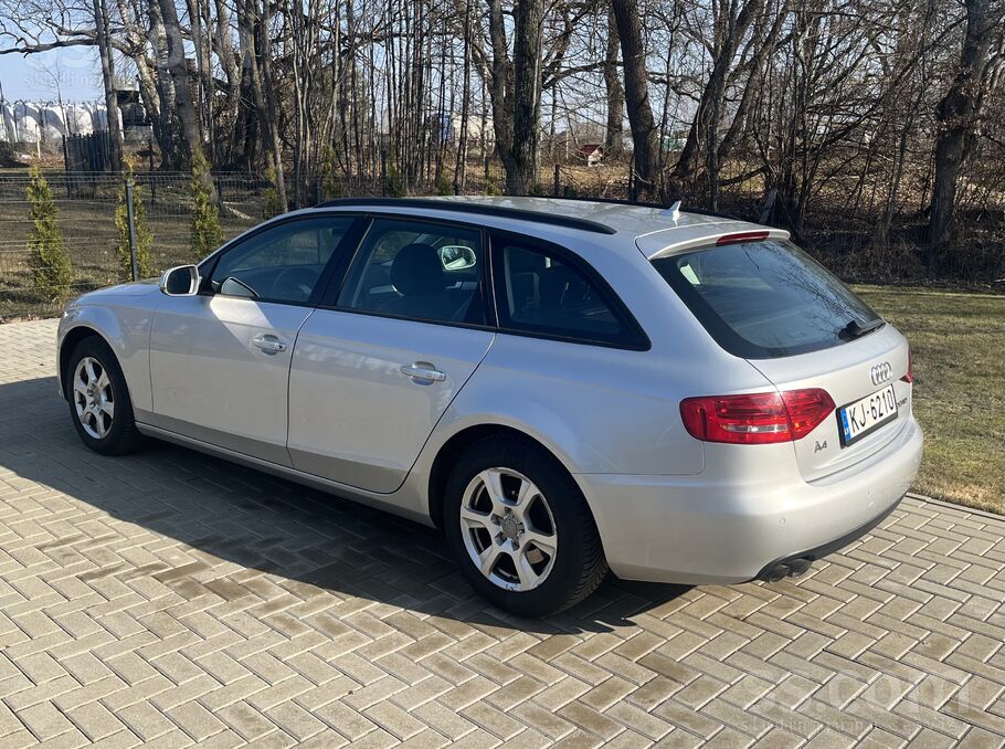 Audi Labā tehniskā stāvokli, labas vissezonas riepas, n