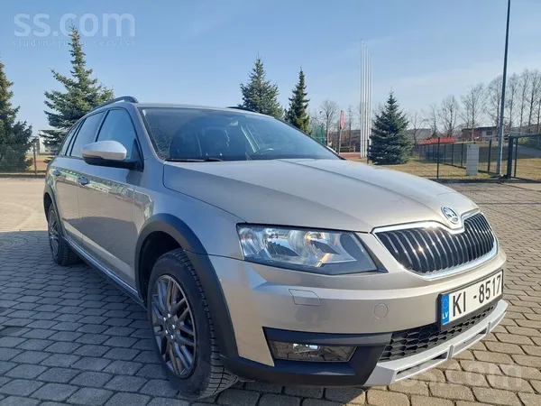 Skoda Ja meklē auto, kurš ir vienlīdz piemērots pilsētai