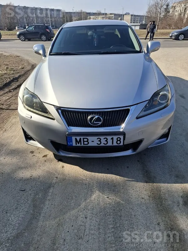 Lexus Pārdodas Lexus IS 2011.gada. 
